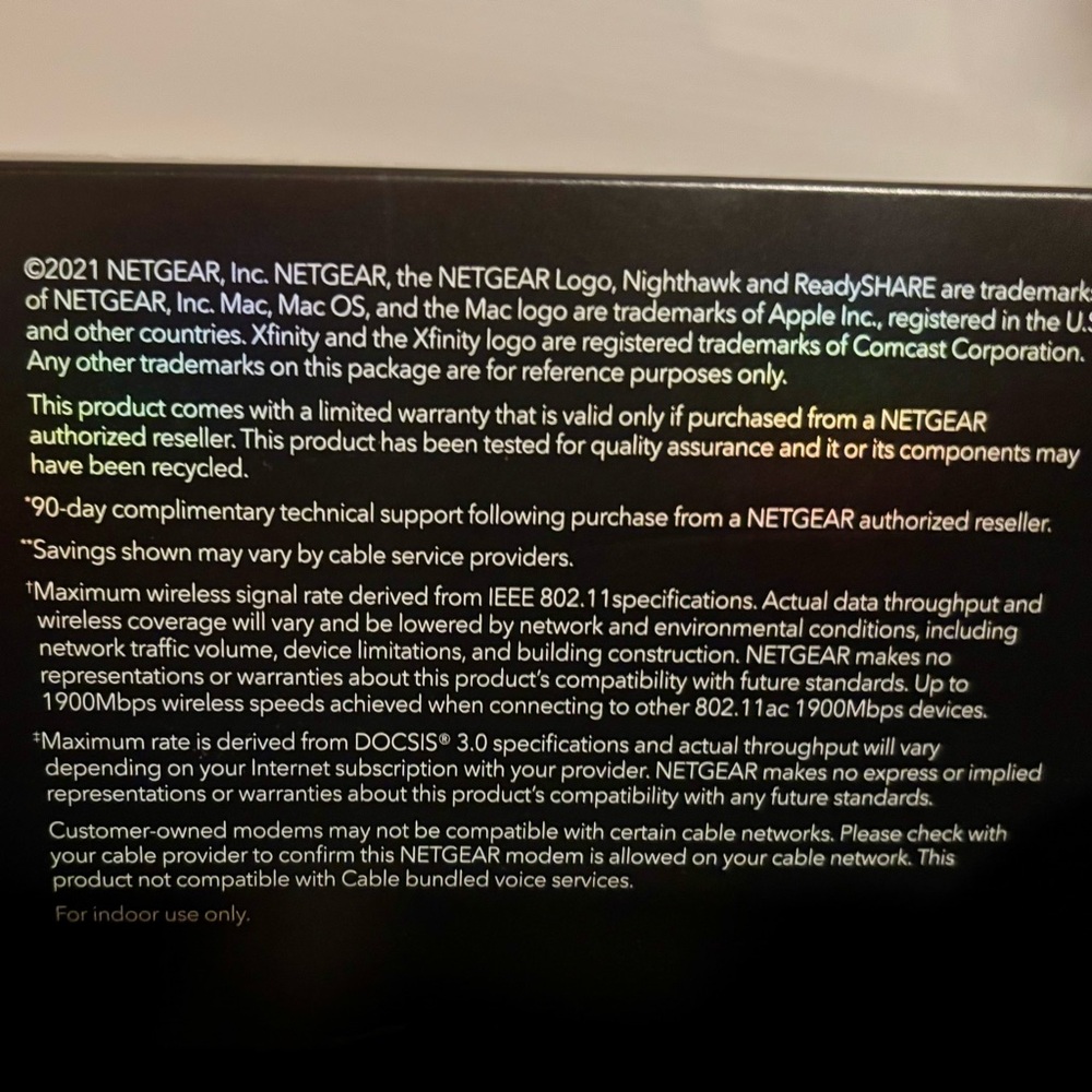 NETGEAR Black NightHawk Modem Router Combo - Picture 8 of 13